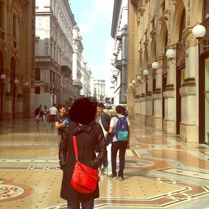 Perfect purse for traveling!  Cover shot —>Milan